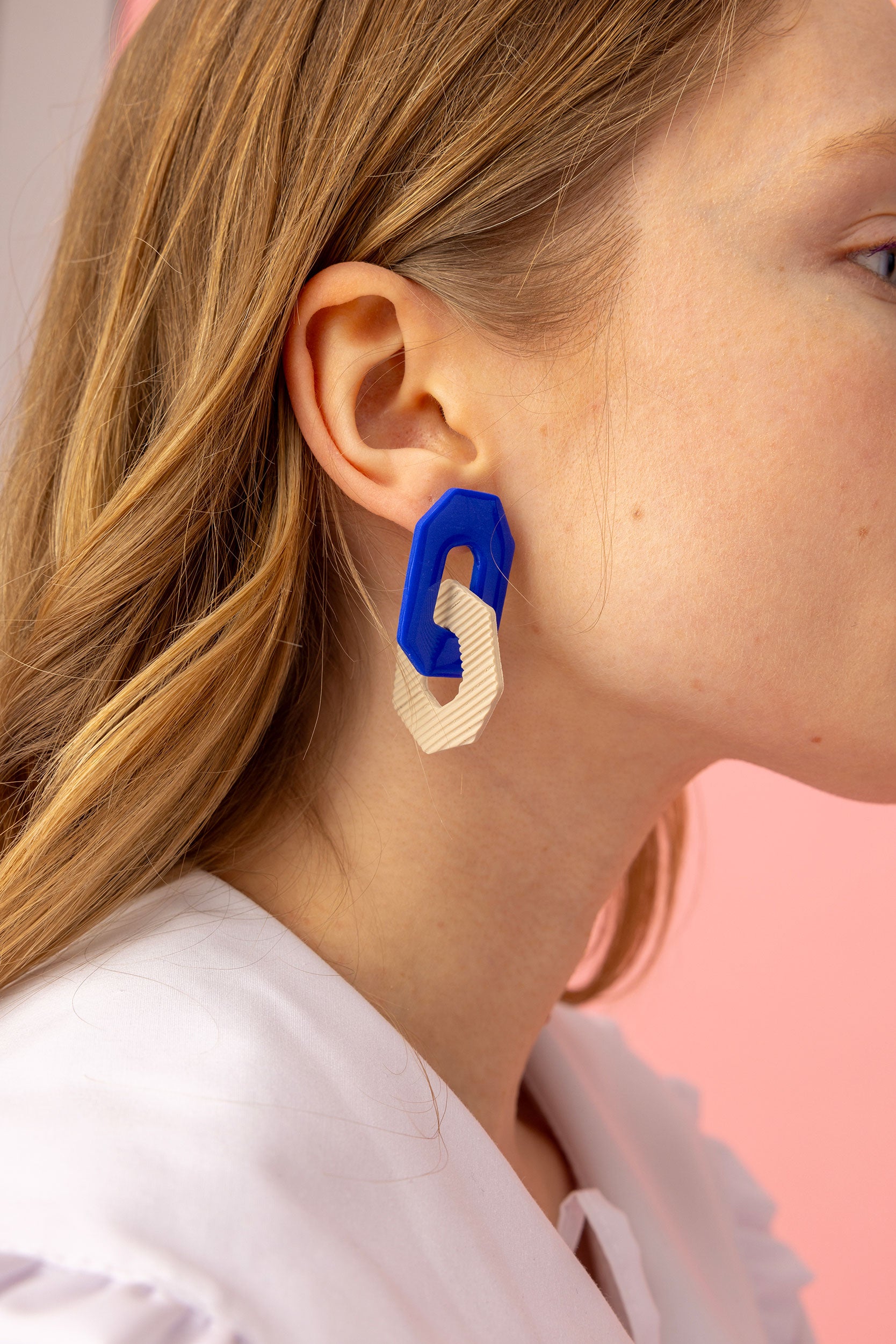 DIESBLON- LINK DANGLED EARRINGS