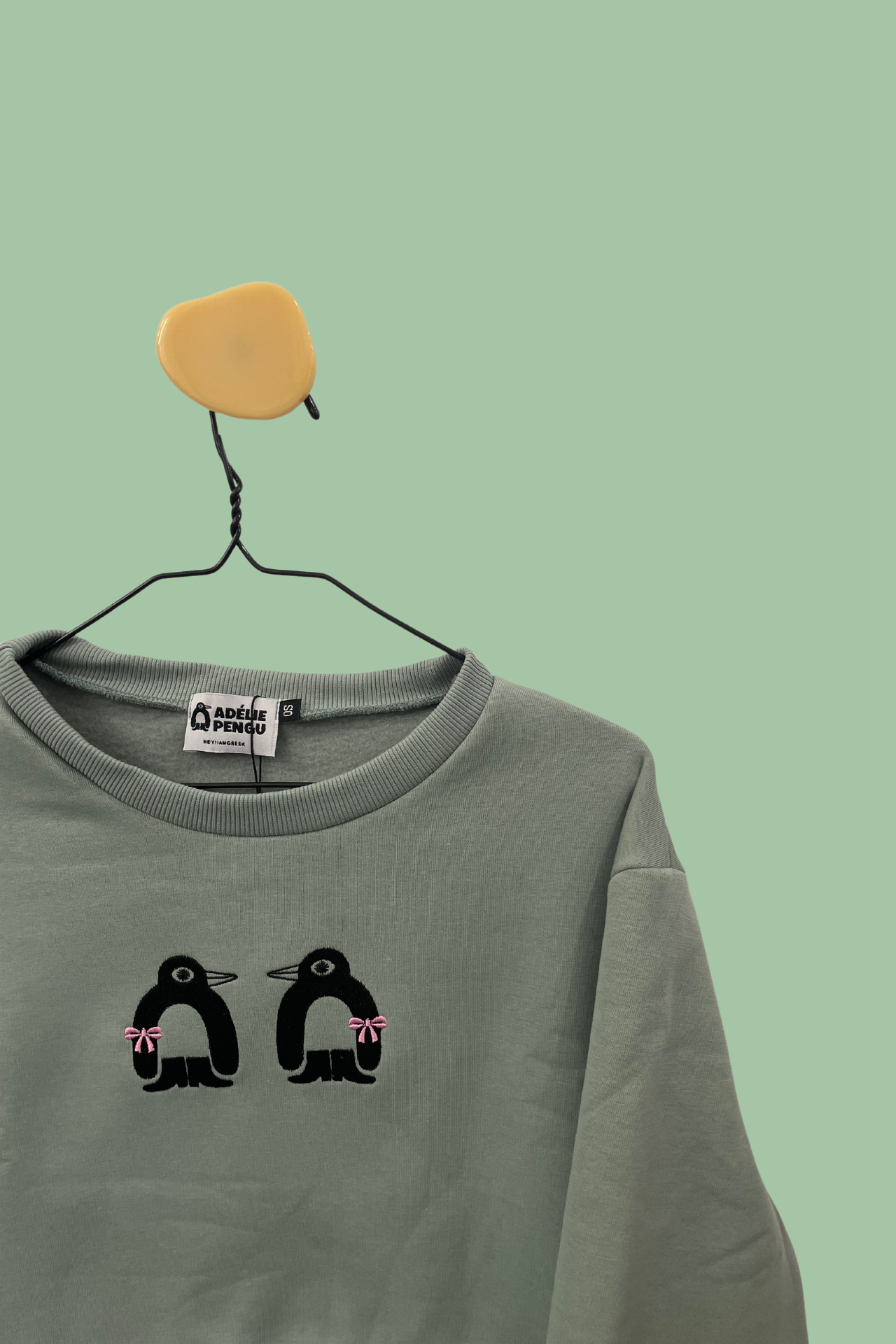 CROPPED FLEECE SWEATSHIRT LOLLIPOP- PENGUIN BOWS